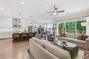 7012 Cottage Grv Dr, Flowery Branch, GA 30542 - Photo 15