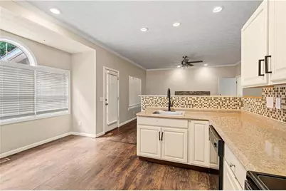 9569 Lakeview Court, Douglasville, GA 30135 - Photo 13