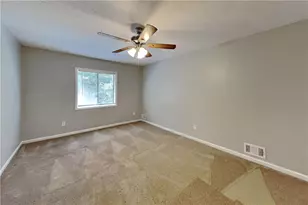 904 Branford Ln NW, Lilburn, GA 30047 - Photo 13