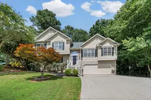 122 Brookhaven Ln, Canton, GA 30114 - Photo 3