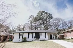 3047 Horse Shoe Dr SE, Atlanta, GA 30316 - Photo 3