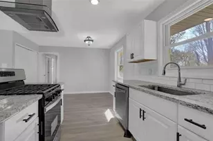 3047 Horse Shoe Dr SE, Atlanta, GA 30316 - Photo 3