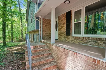 1050 Skyline Drive, Covington, GA 30014 - Photo 5