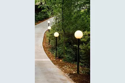 922 Barton Woods Road NE, Atlanta, GA 30307 - Photo 3