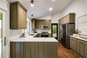 922 Barton Woods Rd NE, Atlanta, GA 30307 - Photo 43