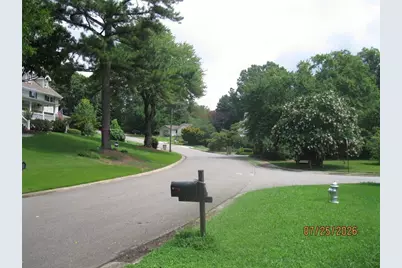 5159 Stratham Drive, Dunwoody, GA 30338 - Photo 3