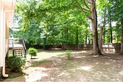 1405 Holly Lake Circle, Snellville, GA 30078 - Photo 15