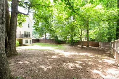 1405 Holly Lake Circle, Snellville, GA 30078 - Photo 11