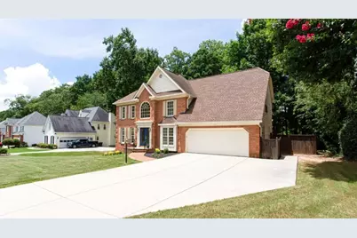 1405 Holly Lake Circle, Snellville, GA 30078 - Photo 5