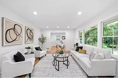 1875 Ravenwood Way NE, Atlanta, GA 30329 - Photo 5
