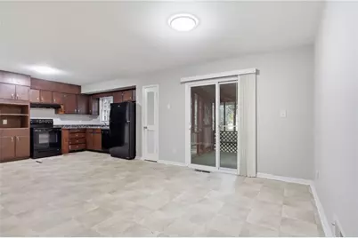 4204 Cheryl Ann Court, Stone Mountain, GA 30083 - Photo 11