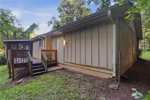 4204 Cheryl Ann Ct, Stone Mountain, GA 30083 - Photo 33