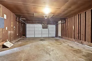 4204 Cheryl Ann Ct, Stone Mountain, GA 30083 - Photo 29