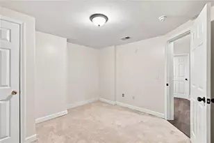 1073 Hopedale Ln, Lawrenceville, GA 30043 - Photo 35