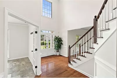 1073 Hopedale Lane, Lawrenceville, GA 30043 - Photo 15