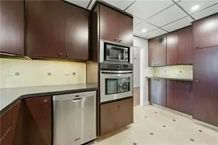 4266 Roswell Rd NE, Atlanta, GA 30342 - Photo 7