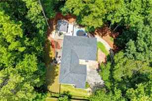 131 Denna Dr, Alpharetta, GA 30009 - Photo 57
