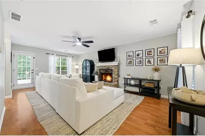 3063 Rockview Drive, Loganville, GA 30052 - Photo 5