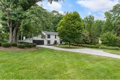 131 Indian Hills Court, Marietta, GA 30068 - Photo 3
