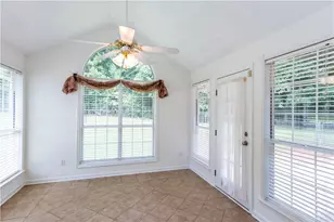 289 Marsha Way, Sharpsburg, GA 30277 - Photo 15