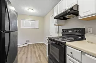 1836 Evans Dr SW, Atlanta, GA 30310 - Photo 11