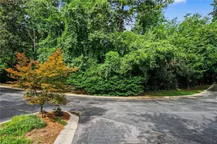 1501 Cedar Chase Ln NE, Atlanta, GA 30324 - Photo 41