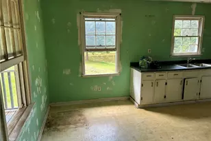 2398 James Springs Rd, Danielsville, GA 30633 - Photo 5