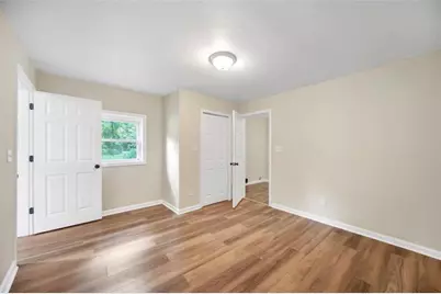 240 Jackson Street, Barnesville, GA 30204 - Photo 13