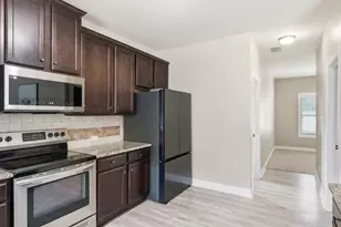 129 Waterford Dr, Jackson, GA 30233 - Photo 13