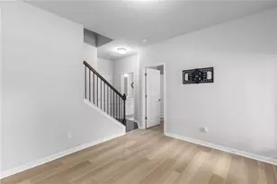 4199 Townsend Ln, Atlanta, GA 30346 - Photo 33
