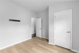 4199 Townsend Ln, Atlanta, GA 30346 - Photo 29