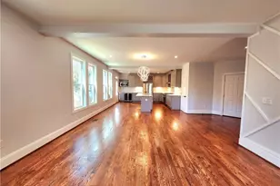 1112 Shepherds Ln, Atlanta, GA 30324 - Photo 11