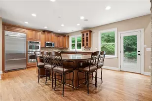 2060 Fife Ridge Ct, Roswell, GA 30075 - Photo 5