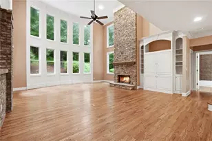 2060 Fife Ridge Ct, Roswell, GA 30075 - Photo 3