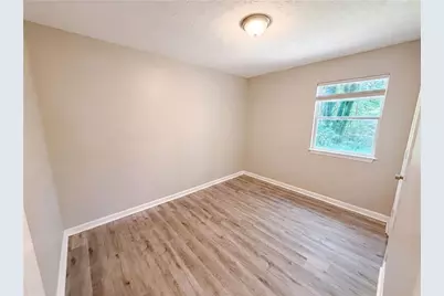 5067 Redan Road, Stone Mountain, GA 30088 - Photo 9