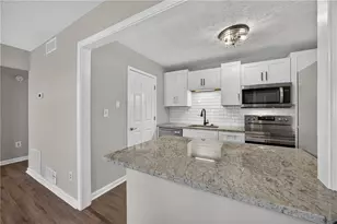 3923 Woodridge Way, Tucker, GA 30084 - Photo 11