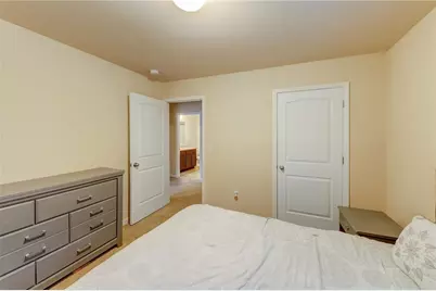 602 Dodson Lake Court, Fairburn, GA 30213 - Photo 7