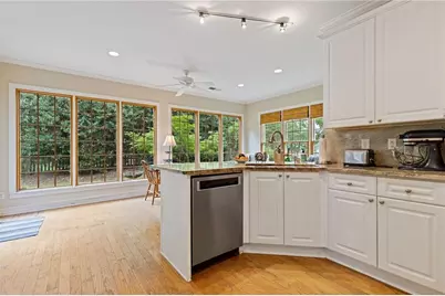 105 Dixter Close, Johns Creek, GA 30022 - Photo 15