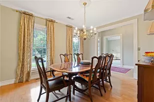 105 Dixter Close, Johns Creek, GA 30022 - Photo 9