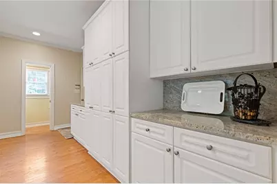 105 Dixter Close, Johns Creek, GA 30022 - Photo 19