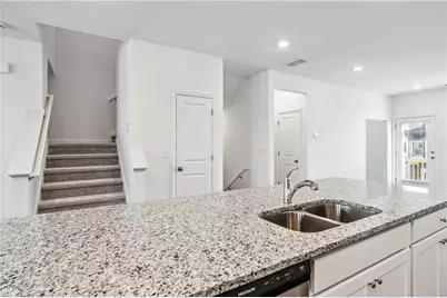 33 Constitution Avenue, Pendergrass, GA 30567 - Photo 5