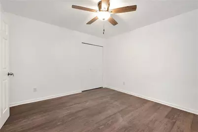 556 Sunfield Drive NW, Lilburn, GA 30047 - Photo 27