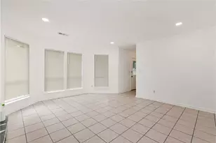 556 Sunfield Dr NW, Lilburn, GA 30047 - Photo 13