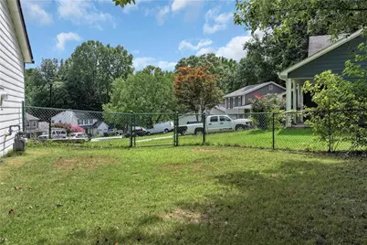 556 Sunfield Drive NW, Lilburn, GA 30047 - Photo 41