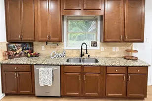 177 Northwind Ct SW, Lilburn, GA 30047 - Photo 9