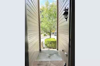 1710 Paxton Drive SW, Lilburn, GA 30047 - Photo 3