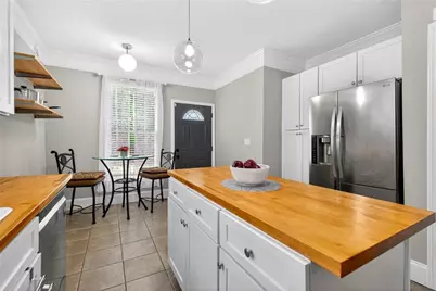 2493 Burtz Street NW, Atlanta, GA 30318 - Photo 19