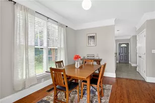 2493 Burtz St NW, Atlanta, GA 30318 - Photo 7
