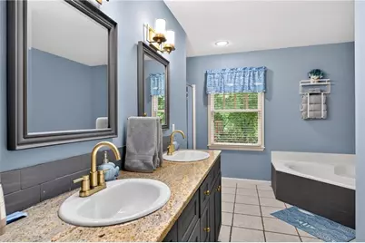 2493 Burtz Street NW, Atlanta, GA 30318 - Photo 35