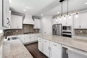 115 Lapis Lake Pt, Fayetteville, GA 30215 - Photo 7